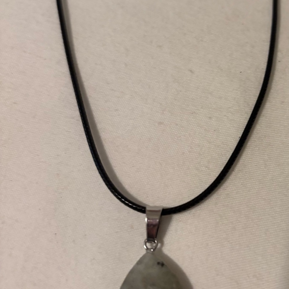 Elegant Silver and Black Pendant Necklace